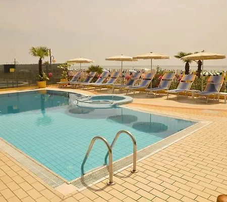 Hotel El Salvador Frontemare Piscina Riscaldata Jesolo